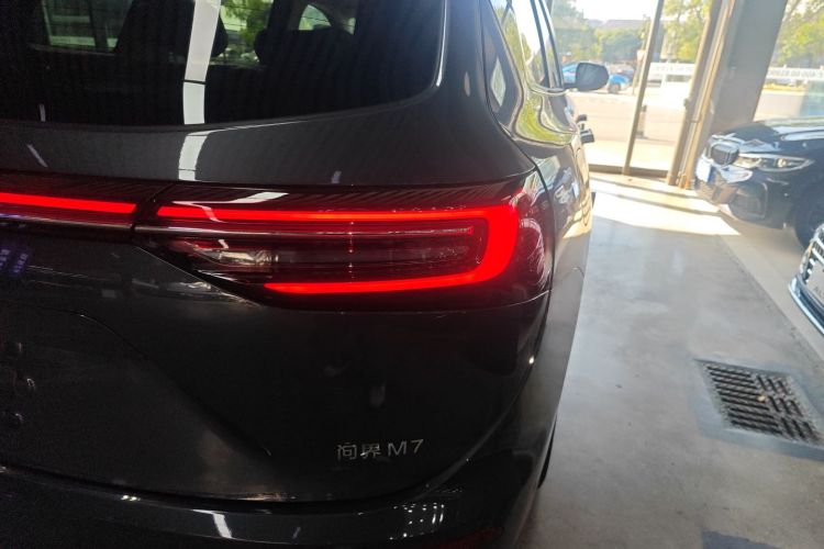 鸿蒙智行 问界M7 2024款 1.5T 后驱Plus版 5座车身外观9
