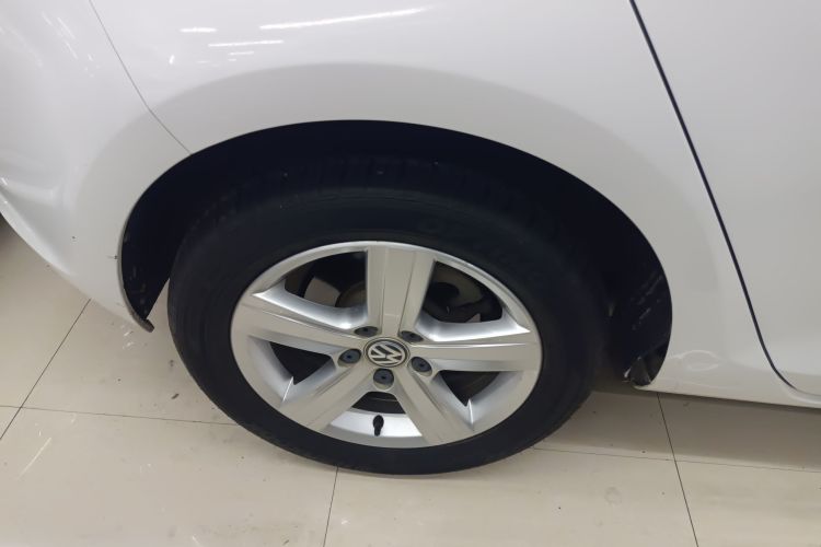 大众 高尔夫 2017款 230TSI 自动舒适百万辆纪念版车身外观6008