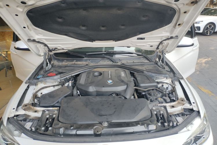 宝马3系 2018款 320Li 时尚型机舱底盘24