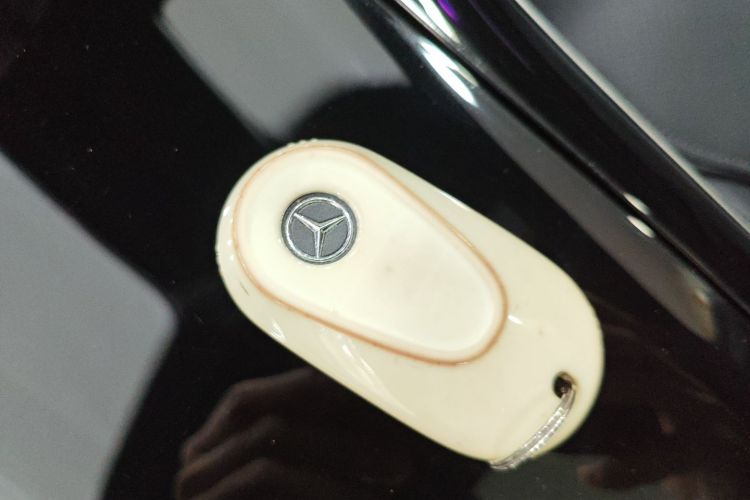 奔驰C级 2023款 改款 C 260 L 运动版中控内饰11