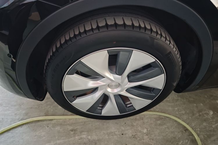 特斯拉 Model Y 2022款 改款 后轮驱动版车身外观6007