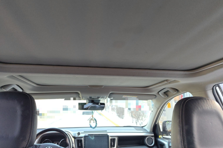 丰田 RAV4荣放 2018款 2.5L 自动四驱精英i版中控内饰22