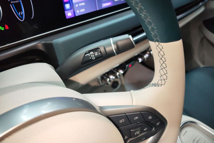 欧拉好猫 2022款 400km标准续航 豪华型 磷酸铁锂中控内饰18