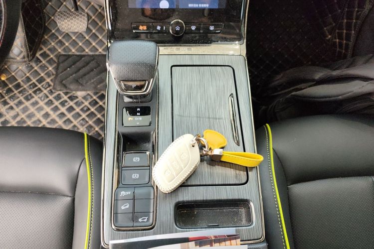 荣威RX5 2021款 PLUS 330TGI 自动国潮智臻版中控内饰18