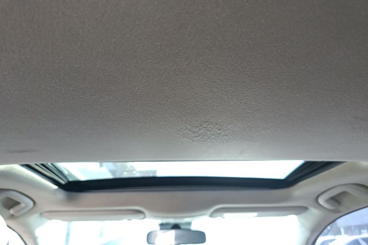 丰田 卡罗拉 2019款 1.2T S-CVT GL-i精英版中控内饰22