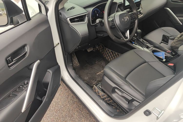 丰田 锋兰达 2024款 2.0L CVT精英plus版中控内饰20