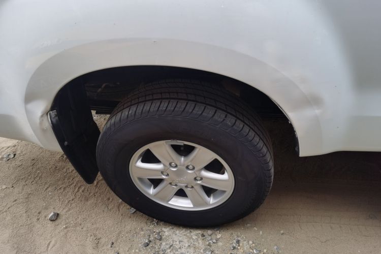 五十铃 瑞迈 2022款 2.8T经典柴油两驱舒享型长轴版JE493ZLQ6E车身外观6008