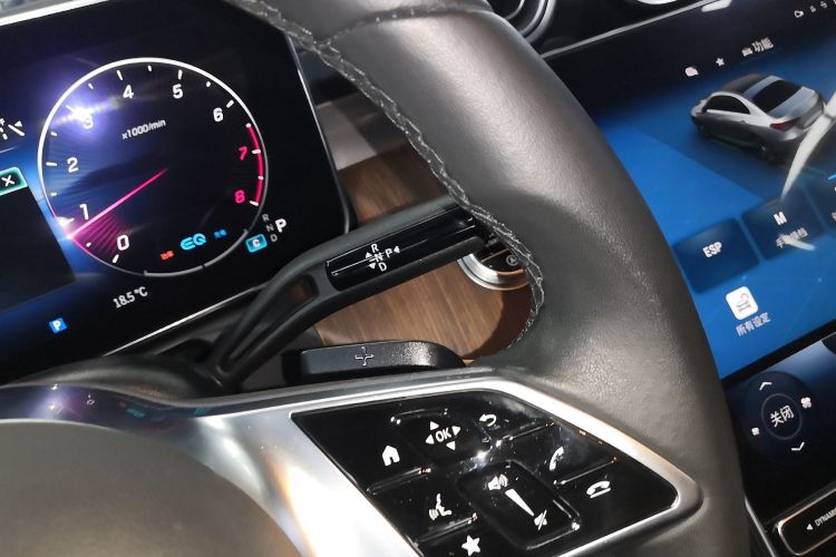 奔驰C级 2022款 C 260 L局部细节18