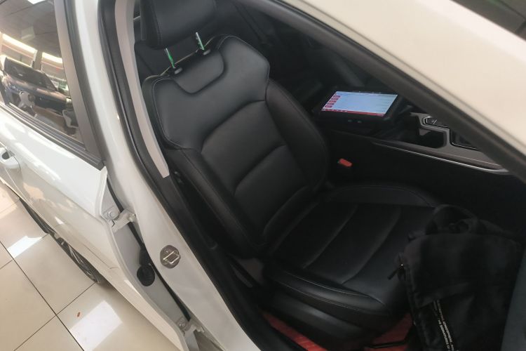 吉利汽车 帝豪 2023款 第4代冠军版 1.5L CVT豪华型中控内饰41