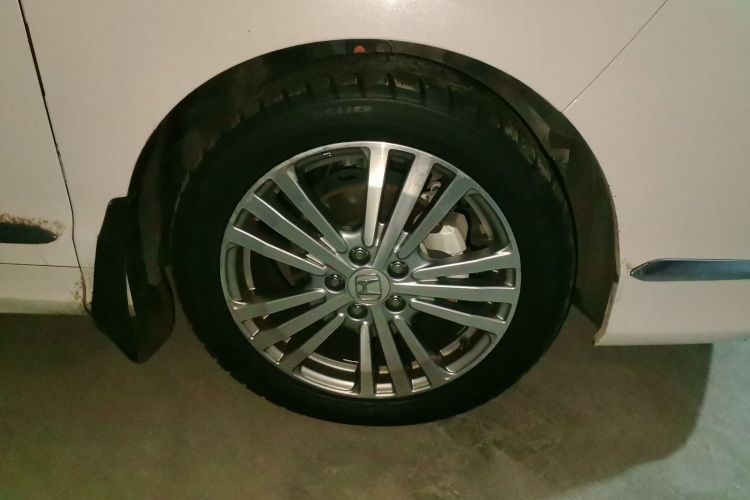 本田 艾力绅 2016款 2.4L 风尚版车身外观10