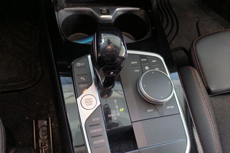 宝马2系(进口) 2021款 225i 四门轿跑车 M运动套装中控内饰18