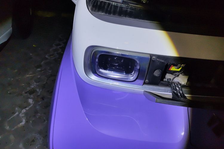 宝骏KiWi EV 2023款 大疆版 磷酸铁锂车身外观8