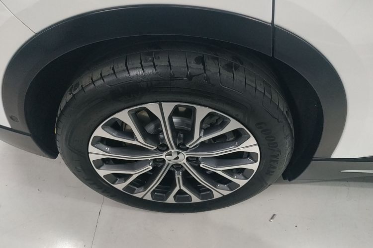 蔚来ES6 2024款 75kWh车身外观6008