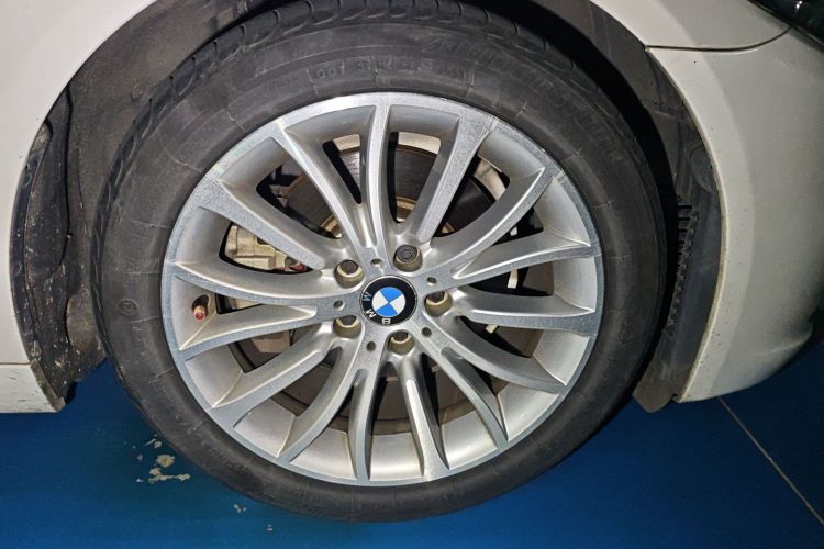 宝马5系 2017款 525Li 豪华设计套装车身外观6007