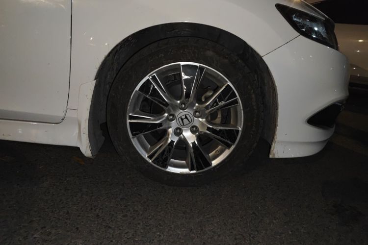 本田 杰德 2014款 1.8L 自动舒适精英版 5座车身外观10