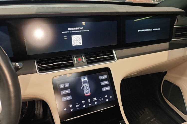 理想汽车 理想ONE 2020款 增程6座版局部细节16