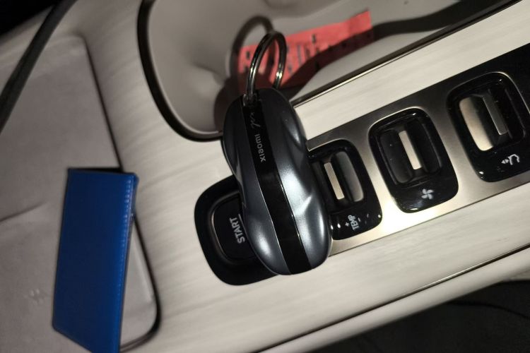 小米汽车 小米SU7 2024款 四驱Max创始版中控内饰11