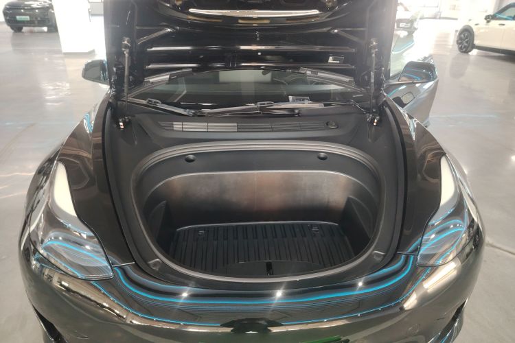 特斯拉 Model 3 2022款 后轮驱动版局部细节24