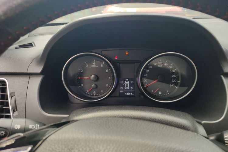 哈弗H6 2014款 运动版 1.5T 手动两驱精英型中控内饰14