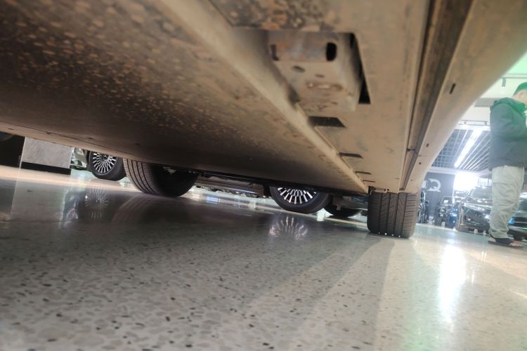 比亚迪 唐L 2025款 EV 670KM激光雷达尊享型局部细节9001