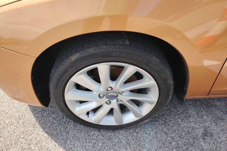 沃尔沃S60 2014款 S60L 2.0T 智远版车身外观6007