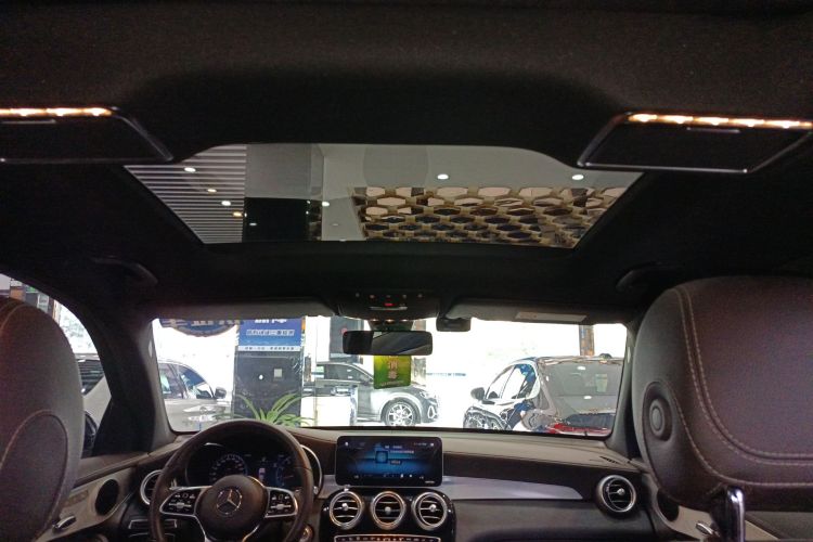 奔驰GLC 2020款 改款 GLC 260 L 4MATIC 动感型中控内饰22