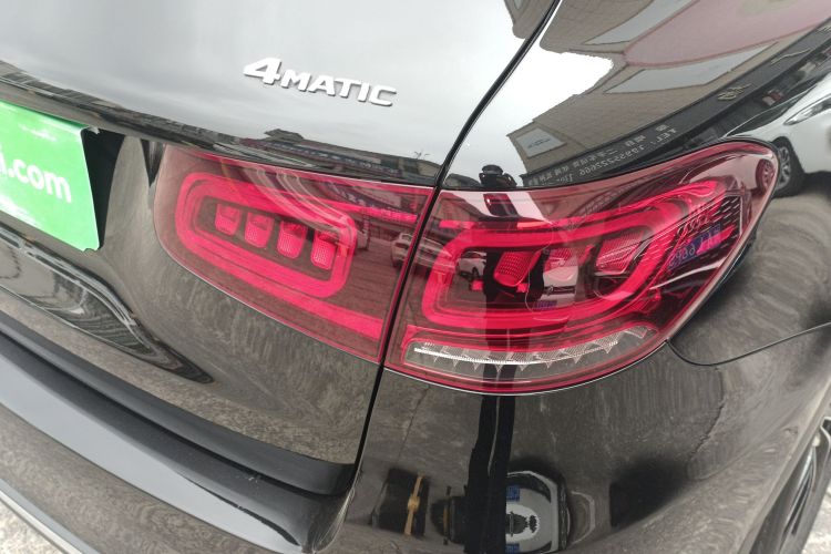 奔驰GLC 2022款 改款二 GLC 260 L 4MATIC 豪华型车身外观9
