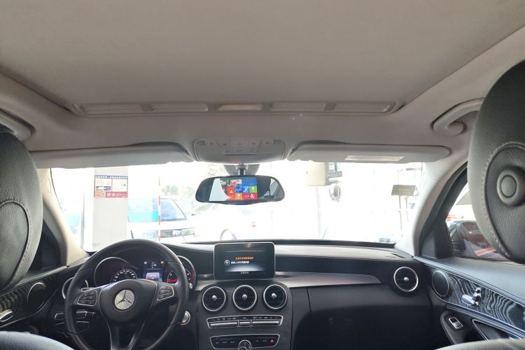 奔驰C级 2015款 改款 C 180 L 运动型中控内饰22