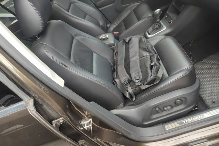 大众 途观 2015款 2.0TSI 自动四驱豪华版局部细节41