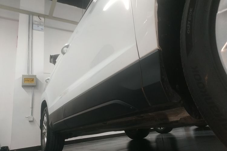 大众 途岳 2023款 300TSI 两驱新月版局部细节9001