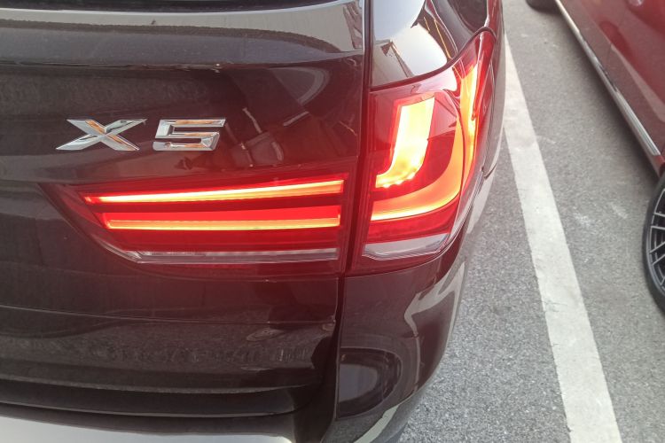 宝马X5(进口) 2014款 xDrive35i 领先型车身外观6006