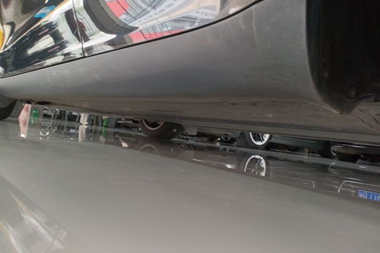 特斯拉 Model Y 2021款 标准续航后驱版局部细节9002