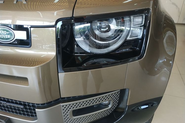 路虎卫士 2023款 改款 110 3.0T P400 X-DYNAMIC HSE局部细节36