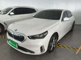 宝马i5 2024款 eDrive 35L  豪华套装