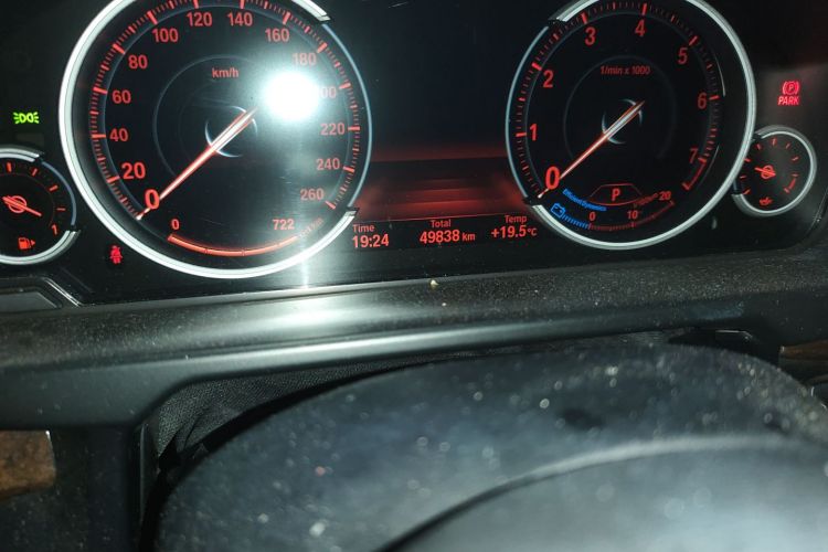 宝马X6 2017款 xDrive28i中控内饰15