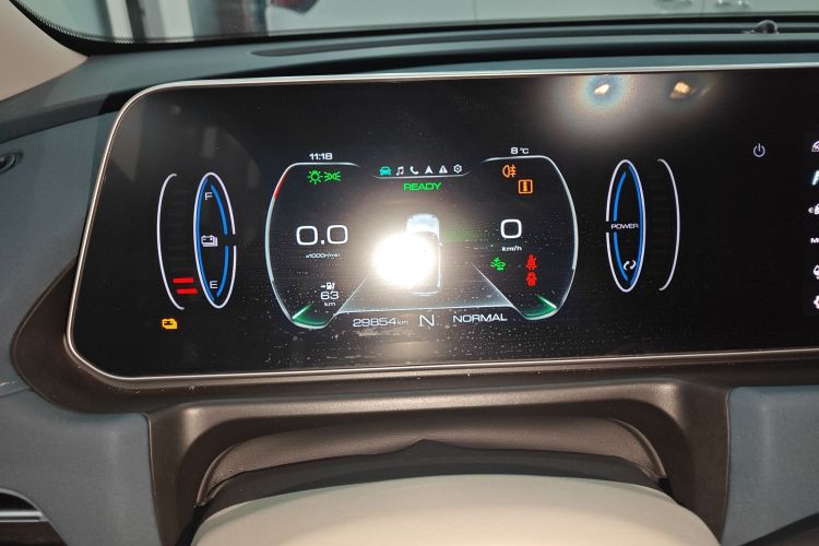 欧拉好猫 2021款 400km标准续航 维纳斯版 三元锂中控内饰14