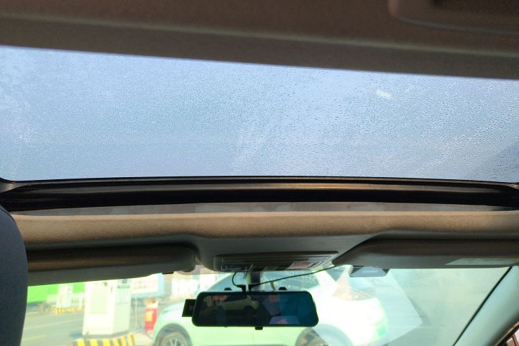 本田 思域 2016款 220TURBO CVT豪华版中控内饰22