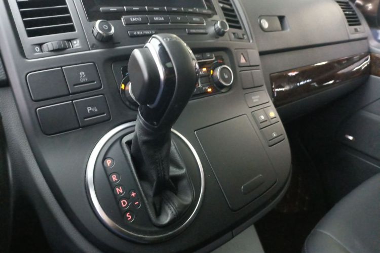 大众 迈特威 2012款 2.0TSI 两驱豪华版中控内饰18