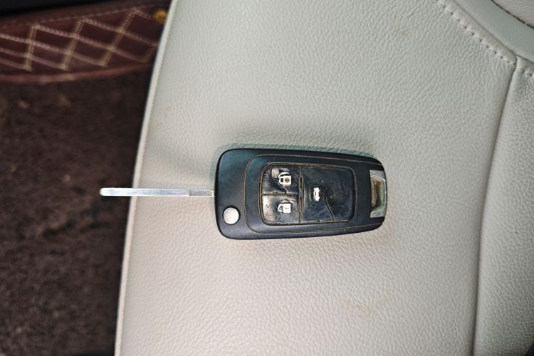 别克 英朗 2018款 15T 手动精英型 国V中控内饰7001