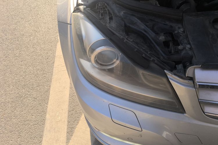 奔驰C级 2011款 C 200 CGI 时尚型车身外观8