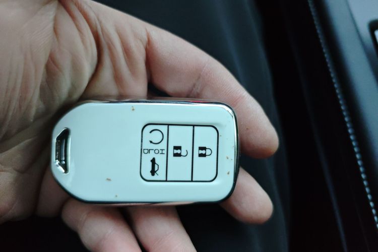 灵悉L 2025款 头号玩家版+增配亿点选装包中控内饰11