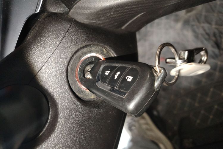 奇瑞新能源 瑞虎3xe 2018款 400 畅享版中控内饰11