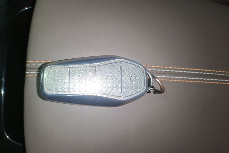 比亚迪 秦PLUS 2024款 荣耀版 DM-i 55KM领先型中控内饰11