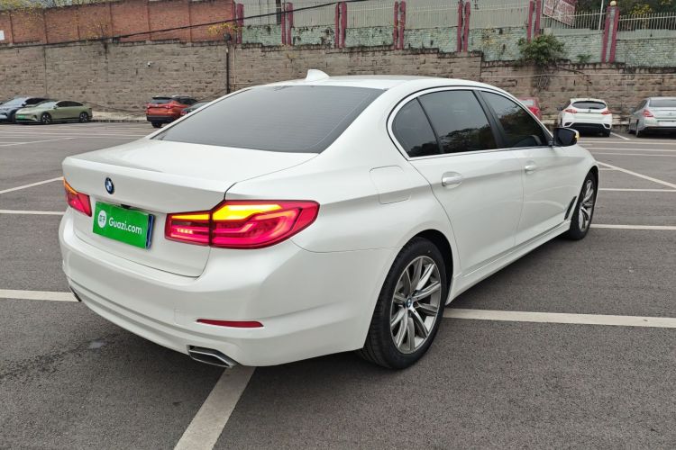 宝马5系 2018款 528Li 上市特别版车身外观7