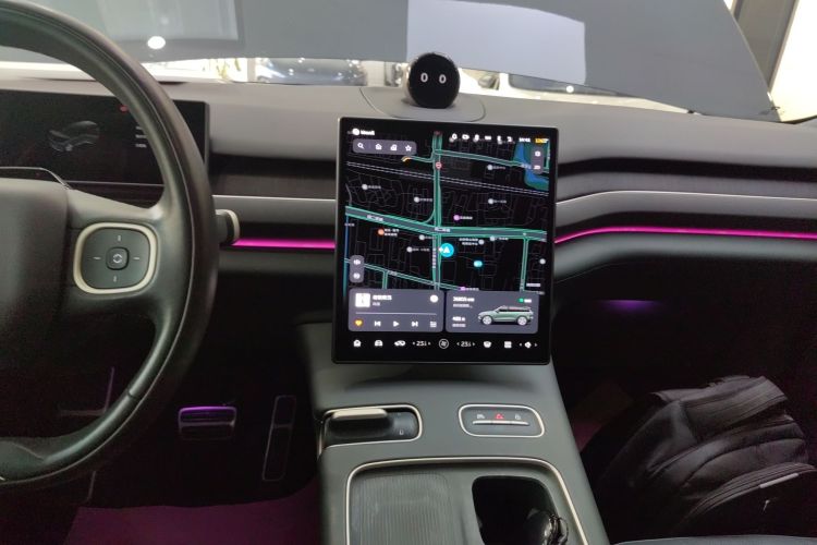 蔚来ES8 2023款 100kWh 签名版中控内饰16