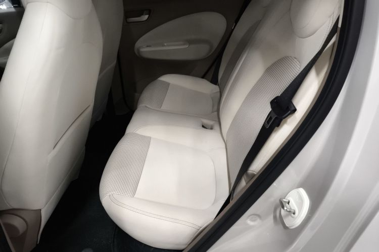 五菱汽车 宏光MINIEV 2025款 四门版 进阶款中控内饰21