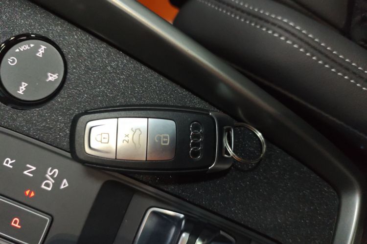 奥迪A3 2024款 Sportback 35 TFSI 时尚运动型中控内饰11