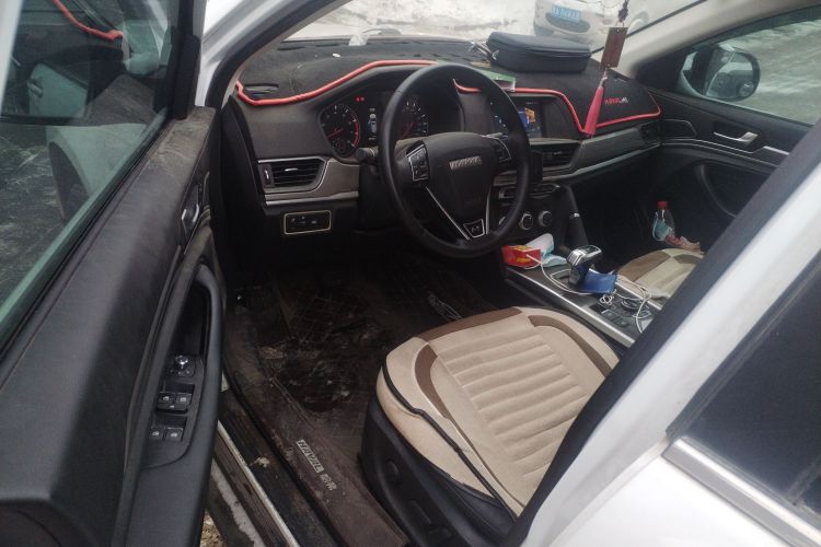 哈弗H6 2019款 运动版 1.5T 自动两驱精英型 国VI中控内饰20