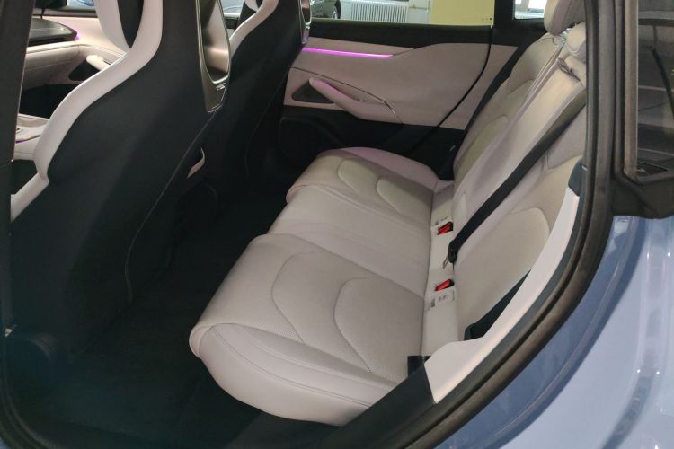 小米汽车 小米SU7 2024款 四驱超长续航高阶智驾Max版中控内饰7004