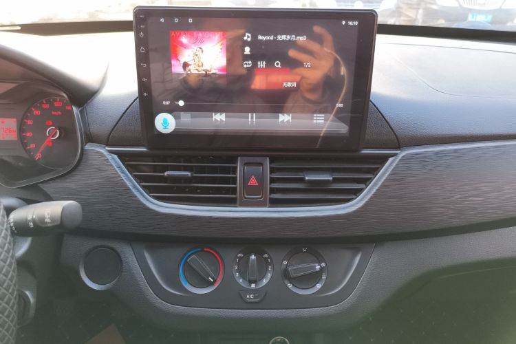 宝骏310 2016款 1.2L 手动超值型局部细节16